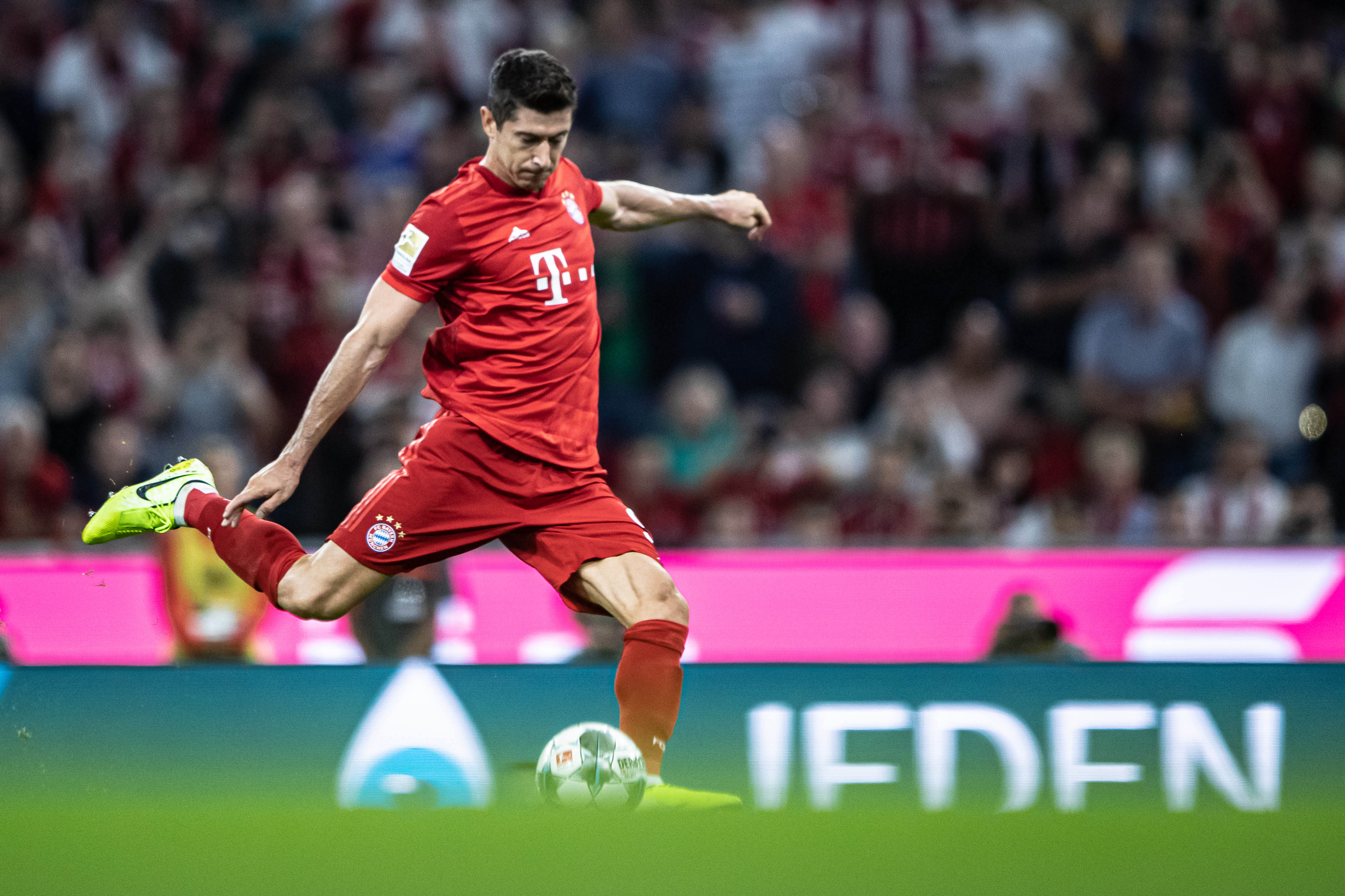 骄傲容易滋生狭隘，亚冠是为国出战，所以这个时候还...（自满易生狭隘，亚冠为国而战，此刻更应…）