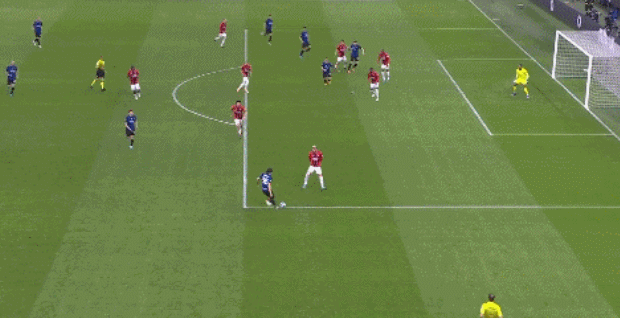 名宿：我不会让弗拉泰西当替补，任何比赛任何对手他都能进球（名宿：我绝不会让弗拉泰西打替补，他面对任何对手都能进球）