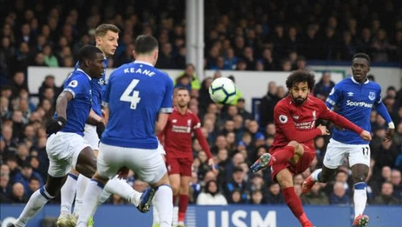 记者：于帕与拜仁的续约仍在谈判中，有可能在年底前做出决定（记者称：拜仁与于帕续约谈判仍在进行，或将在年底前定论）