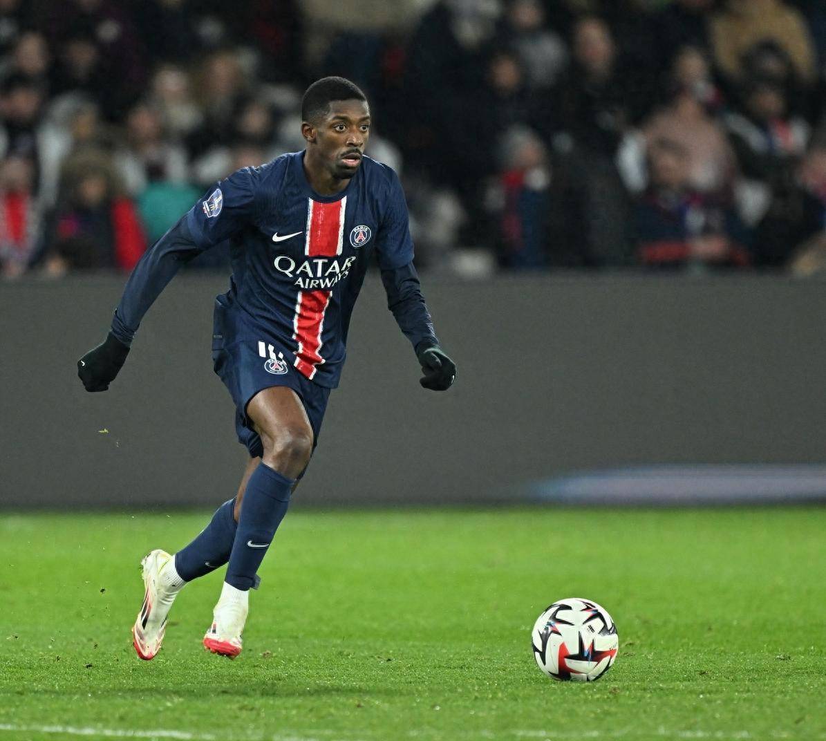 世体：为保证巴萨锋线始终保持状态，费兰与莱万将交替首发（世体：巴萨为保持锋线活力，费兰与莱万将轮换先发）