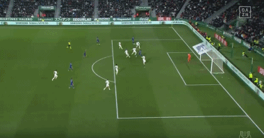 记者：若圣地亚哥不离队，米兰冬窗不能引进新前锋（记者：圣地亚哥若留队，米兰冬窗无法引进新前锋）